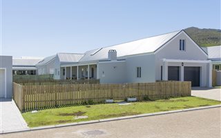 3 Bedroom House in Kommetjie