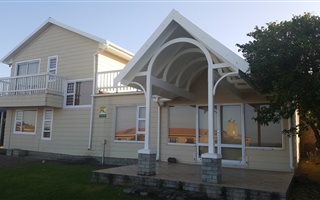 5 Bedroom House in Glentana
