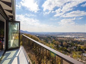 5 Bed House in Constantia Kloof
