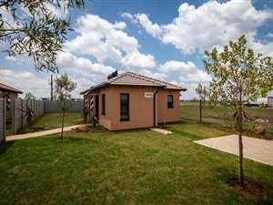 2 Bed House in Naledi