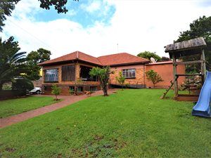 3 Bed House in Cyrildene