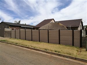 3 Bed House in Claremont