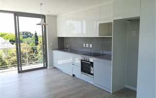 2 Bedroom Apartment in Kenilworth Upper