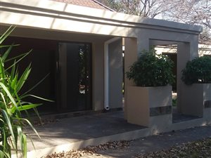 3 Bed House in Flora Gardens
