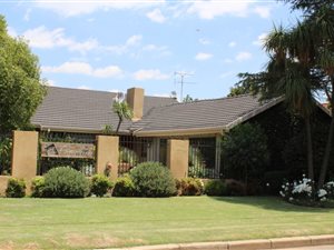 5 Bedroom House in Selcourt