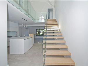 4 Bed House in Pearl Valley