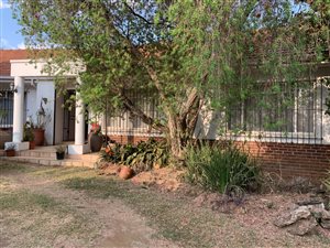 2 Bed House in Berario