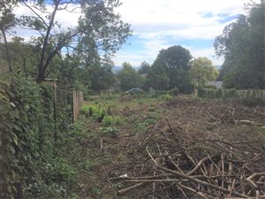 932 m² Land available in Merrivale