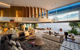 5 Bedroom House in Clifton