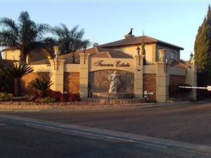 3 Bed House in Libradene