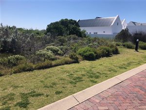 571 m² Land available in St Francis Links