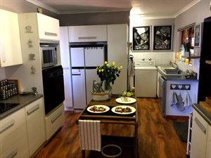 5 Bed House in Loevenstein
