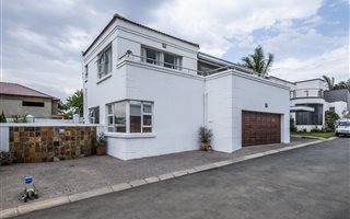 3 Bedroom House in New Redruth
