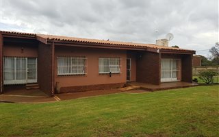 3 Bedroom House in Westonaria