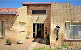 3 Bedroom House in Christiana