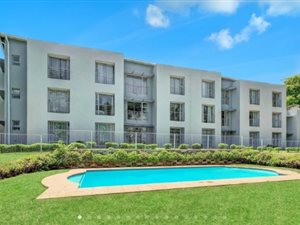 3 Bed Apartment in Edenburg