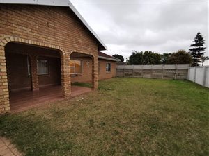 4 Bed House in Birdswood