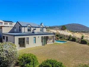4 Bedroom House in Stone Haven Estate