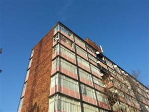 3 Bedroom Flat in Muckleneuk