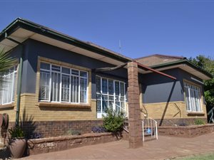 5 Bed House in Wentworth Park