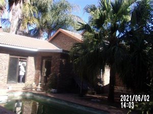3 Bed House in Oos-Einde