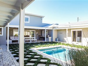 4 Bed House in Poortjies