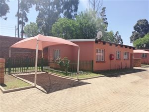 3 Bed Cluster in Rensburg