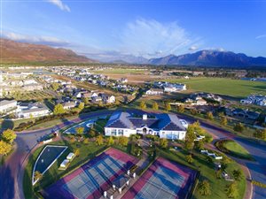 4 Bed House in Val de Vie