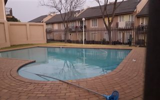 3 Bedroom Apartment in Rembrandt Park