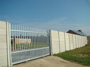 563 m² Land available in Pacaltsdorp