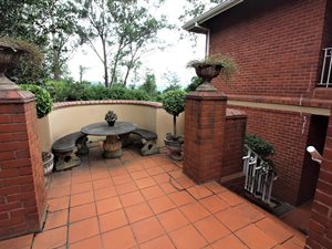 3 Bed Apartment in Wembley