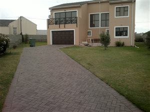 3 Bedroom House in Saldanha