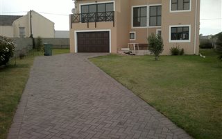 3 Bedroom House in Saldanha
