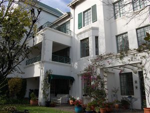 2 Bed Apartment in Dunkeld West