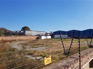 4137 m² Land available in Anderbolt