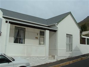 2 Bedroom House in Simons Town