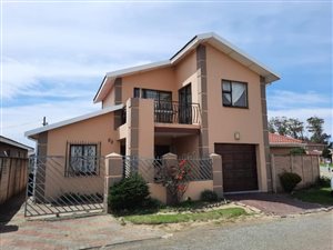 4 Bed House in Amalinda North