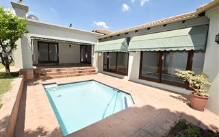 3 Bedroom Townhouse in Cedar Lakes