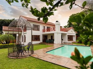 5 Bed House in Waterkloof Ridge