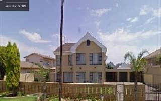5 Bedroom House in Laudium