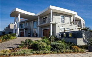 5 Bedroom House in Meyersdal Eco Estate