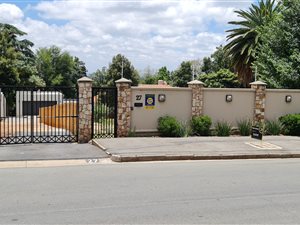 784 m² Land available in Linksfield