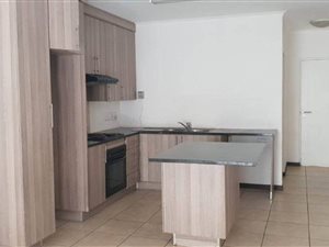 3 Bed Apartment in Ruimsig