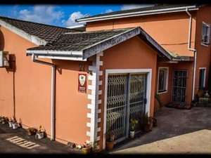 5 Bed House in Wyebank