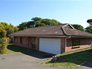 3 Bed Townhouse in Hayfields