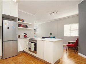 2 Bed Apartment in Claremont Upper