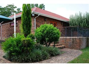 2 Bed Garden Cottage in Witkoppen