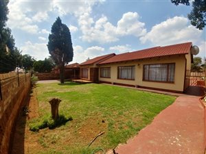 3 Bed House in Leondale