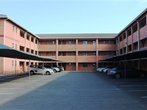 2 Bed Apartment in Arboretum