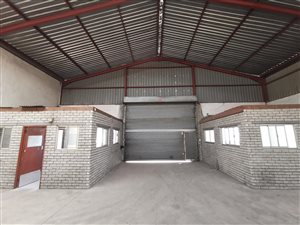 750 m² Commercial space in Kuilsriver
